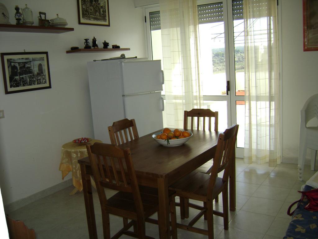 Otranto Green House Rum bild
